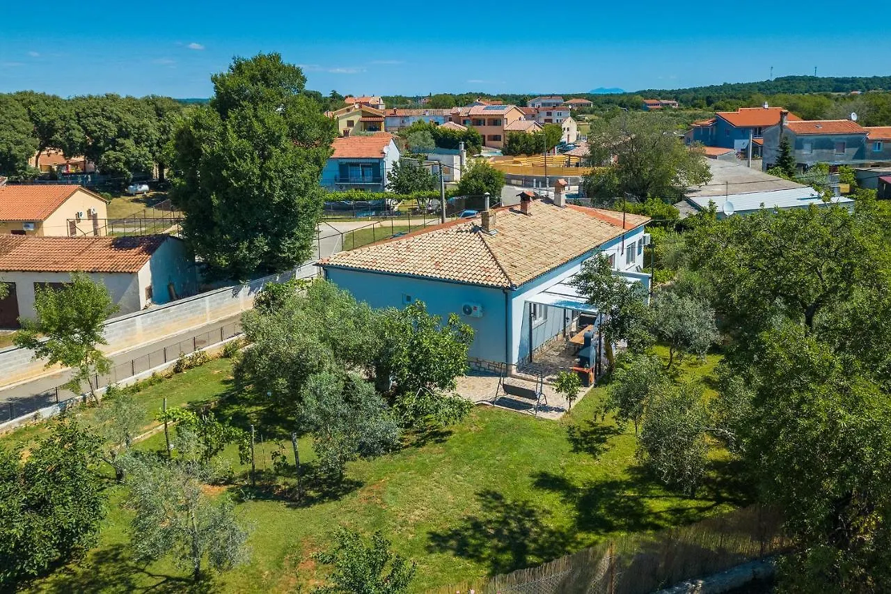 Holiday home Holiday House Chill Out Loborika Pula 6 Persons Marcana Croatia